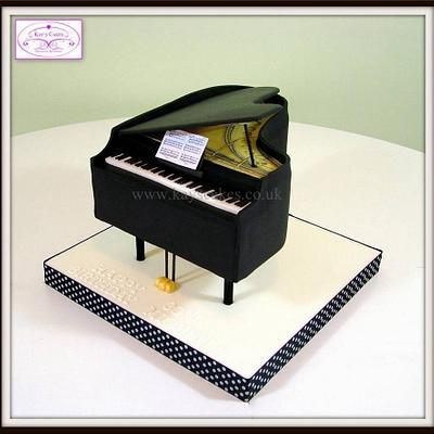 Grand piano cake - Cake by Kays Cakes