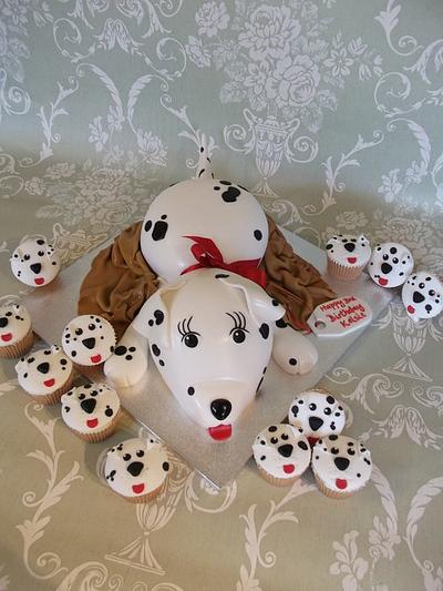 Dalmatian Cake and Puppies 2011 version & 2012 version - Cake by Jayne Worboys