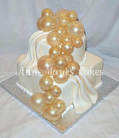 Bubbly Anniversary - Cake by Ann-Marie Youngblood