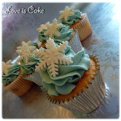 Christmas cupcakes - Cake by Helen Geraghty