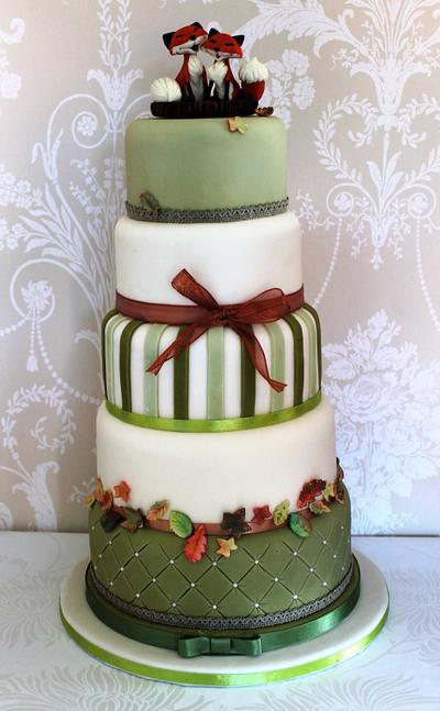Autumn wedding cake with fox topper - Cake by Zoe's Fancy Cakes