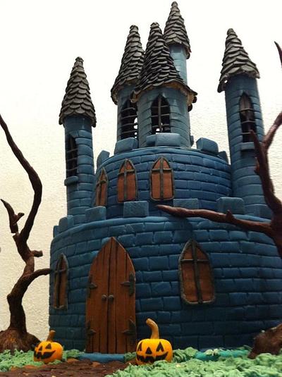 Halloween Castle Cake. - Cake by Zoe White
