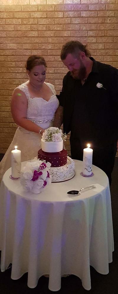 Wedding Cake - Cake by Vicky