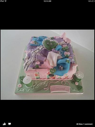 Sewing box - Cake by Kimberly Fletcher