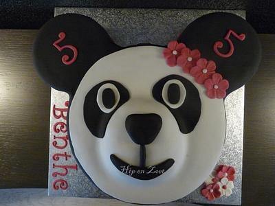 Panda bear cake - Cake by Bianca