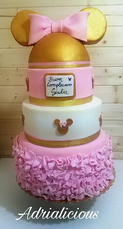 Minnie mouse cake  - Cake by Adrialicious 