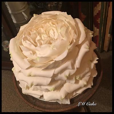 An English Rose Cake! YES it's a CAKE!!!!  - Cake by Lisa Templeton