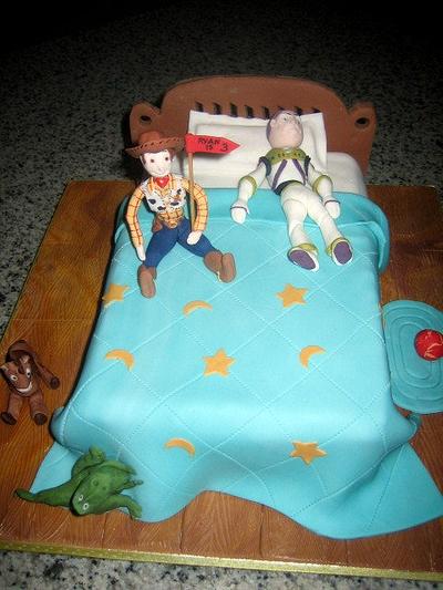 Woody and Buz - Cake by choccy