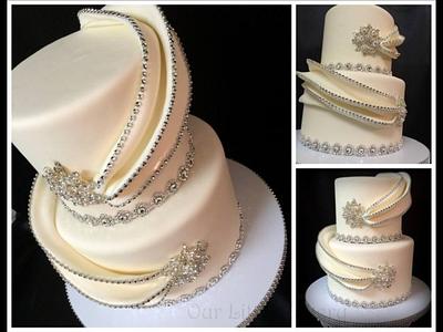 Bling wedding cake with wrap around fondant - Cake by gizangel