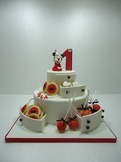 Minnie in red - Cake by Diletta Contaldo