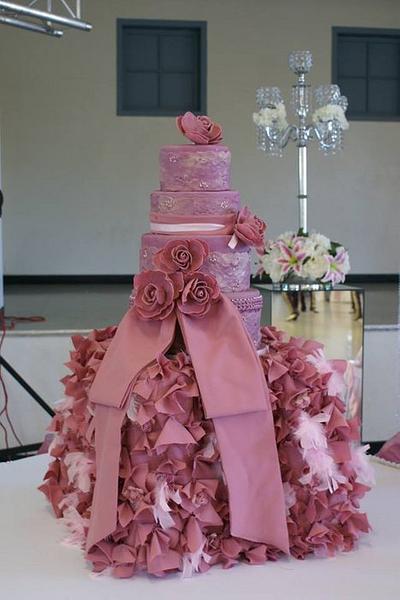 Quinceanera Cake - Cake by Dolcetto Cakes
