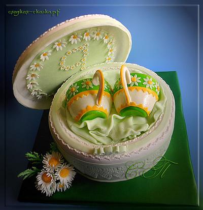 Cake with cups and daisies - Cake by Svetlana