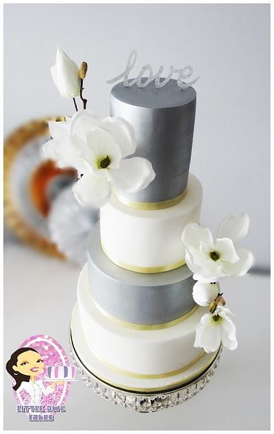 Silver Wedding Cake - Cake by Sylwia Jozwiak