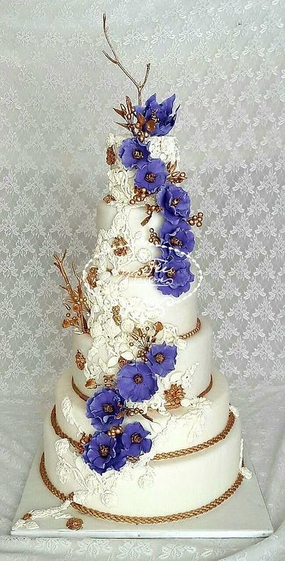 FLOWERY WEDDING CAKE - Cake by Fées Maison (AHMADI)