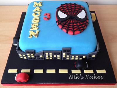 Spiderman  - Cake by Nikskakes