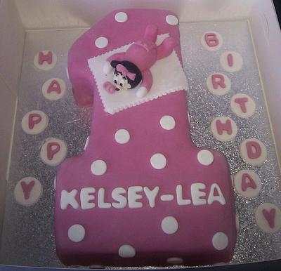 minnie mouse 1st birthday cake  - Cake by KerryCakes