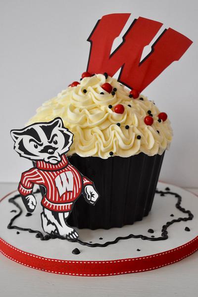  Wisconsin Bucky Badger giant cupcake cake  - Cake by Misty