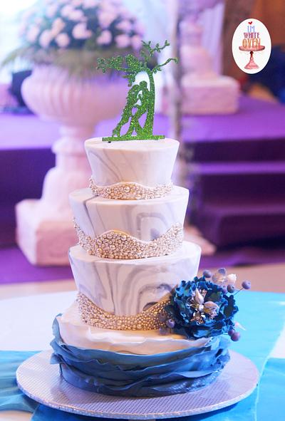 Gargi's wedding cake - Cake by Gauri Kekre