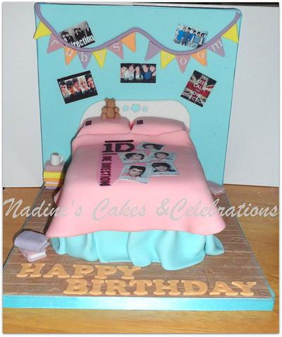 1 Direction Bedroom - Cake by NADINESCAKES2012