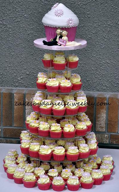 Cupcake Wedding - Cake by CBD