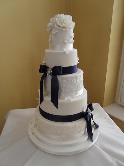Pearl Wedding Cake. - Cake by Dulcie Blue Bakery ~ Chris