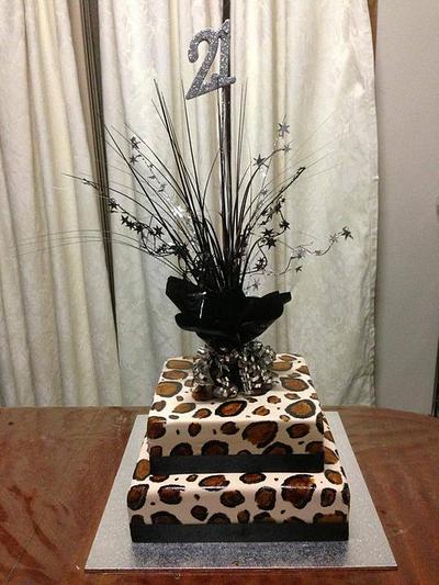 Leopard print cake - Cake by Alisha