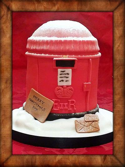 Christmas Postbox - Cake by Cakes By Kirsty