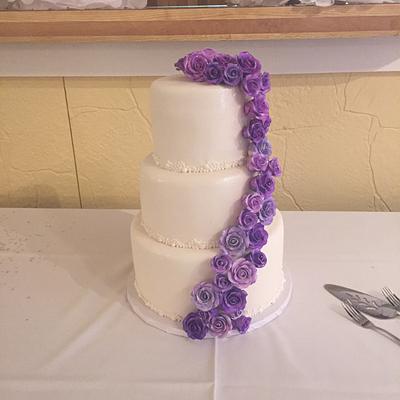 Purple weddings - Cake by Ediblesins