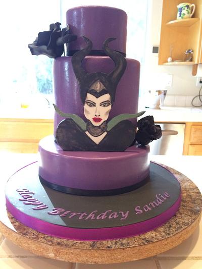 Maleficent - Cake by Robynblue
