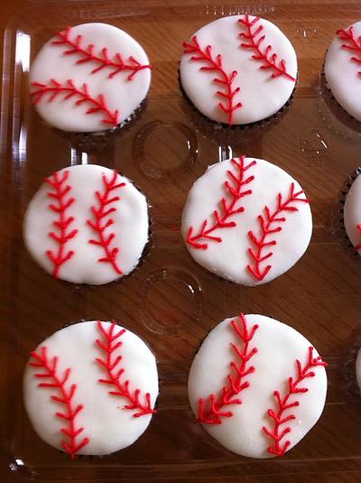 baseball cupcakes - Cake by Jen Scott