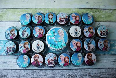 Frozen - cupcakes - Cake by Kmeci Cakes 