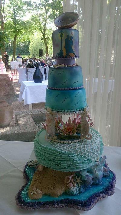 Wedding on the beach!! - Cake by silvia ferrada colman