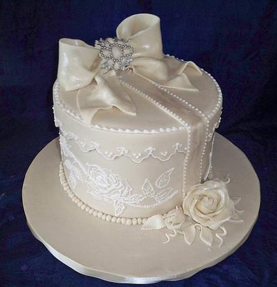 vintage box wedding cake - Cake by elisabethscakes