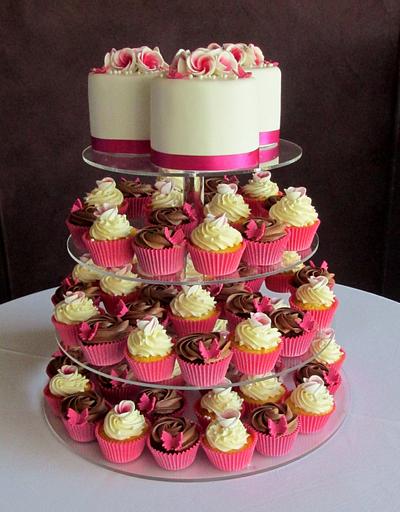 Wedding cupcake tower - Cake by Cakes and Cupcakes by Anita