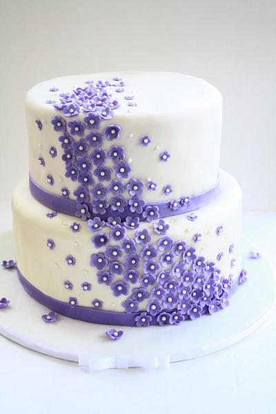 Cascading Flowers - Cake by Chaitra Makam
