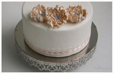 Daisy cake  - Cake by Patricia Tsang