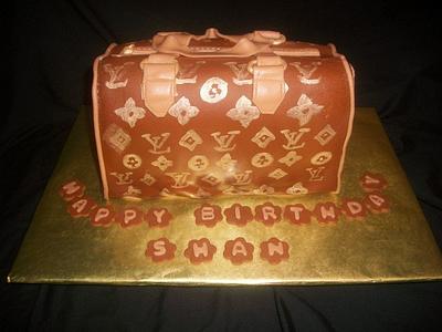 LV Purse Cake - Cake by caymancake