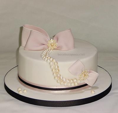 Simply chic - Cake by leccalecca