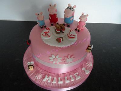 Pretty Peppa Pig Picnic... - Cake by Kathy 