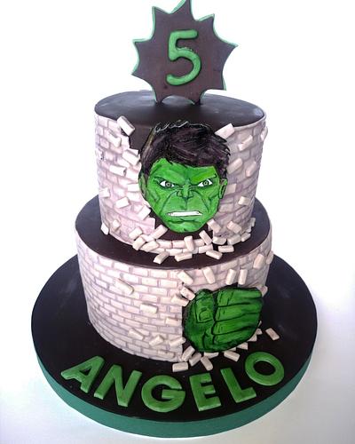 Hulk cake - Cake by Mariana Frascella