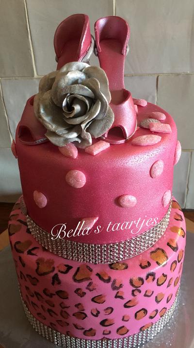 Over The top pink - Cake by Bella s taartjes