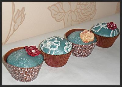 First attempt at edible cupcake wrappers - Cake by Adventures in Cakeyland