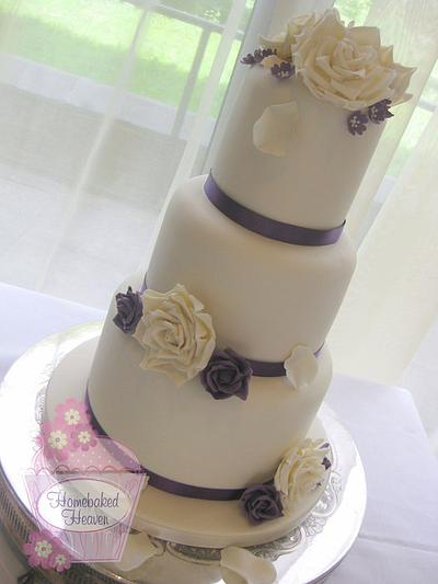 Ivory and plum - Cake by Amanda Earl Cake Design
