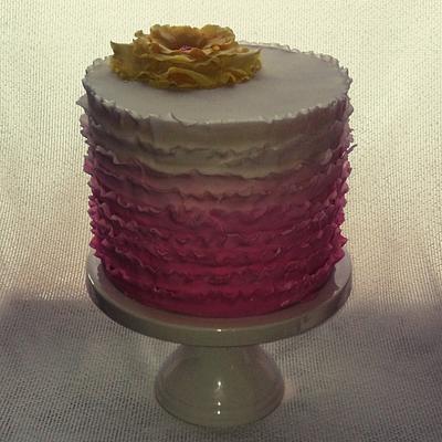 Pink Ruffles - Cake by Yummilicious