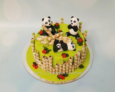 Panda - Cake by Urvi Zaveri 