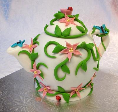 My first tea pot. - Cake by Gil