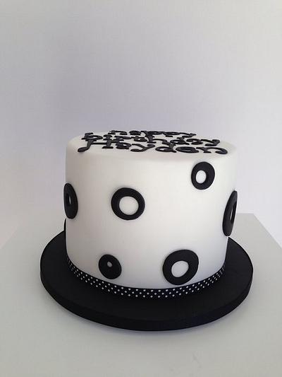 Black and White - Cake by Emma's Cakes and Bake