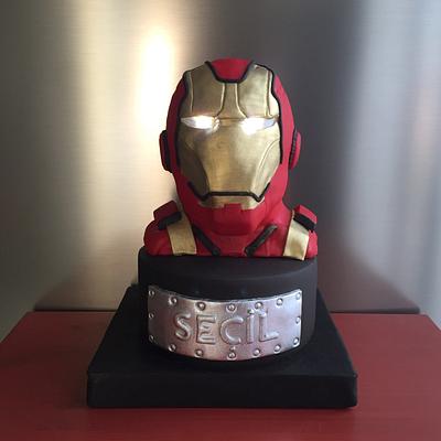 Ironman - Cake by Pinar Aran