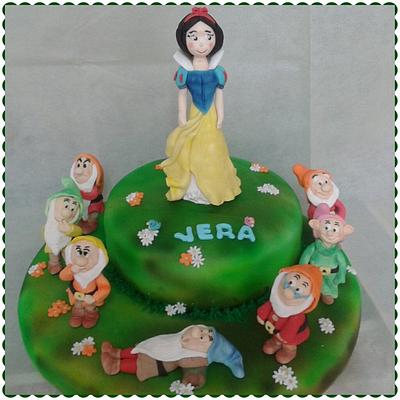 Snow white and seven dwarfs - Cake by arwen