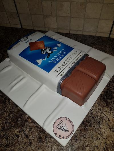Lindt chocolate bar cake - Cake by Bijoubakes